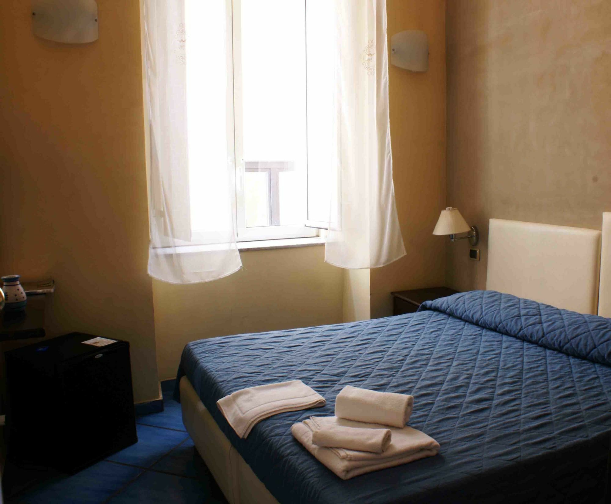 B&B Napul'E Neapel Exteriör bild